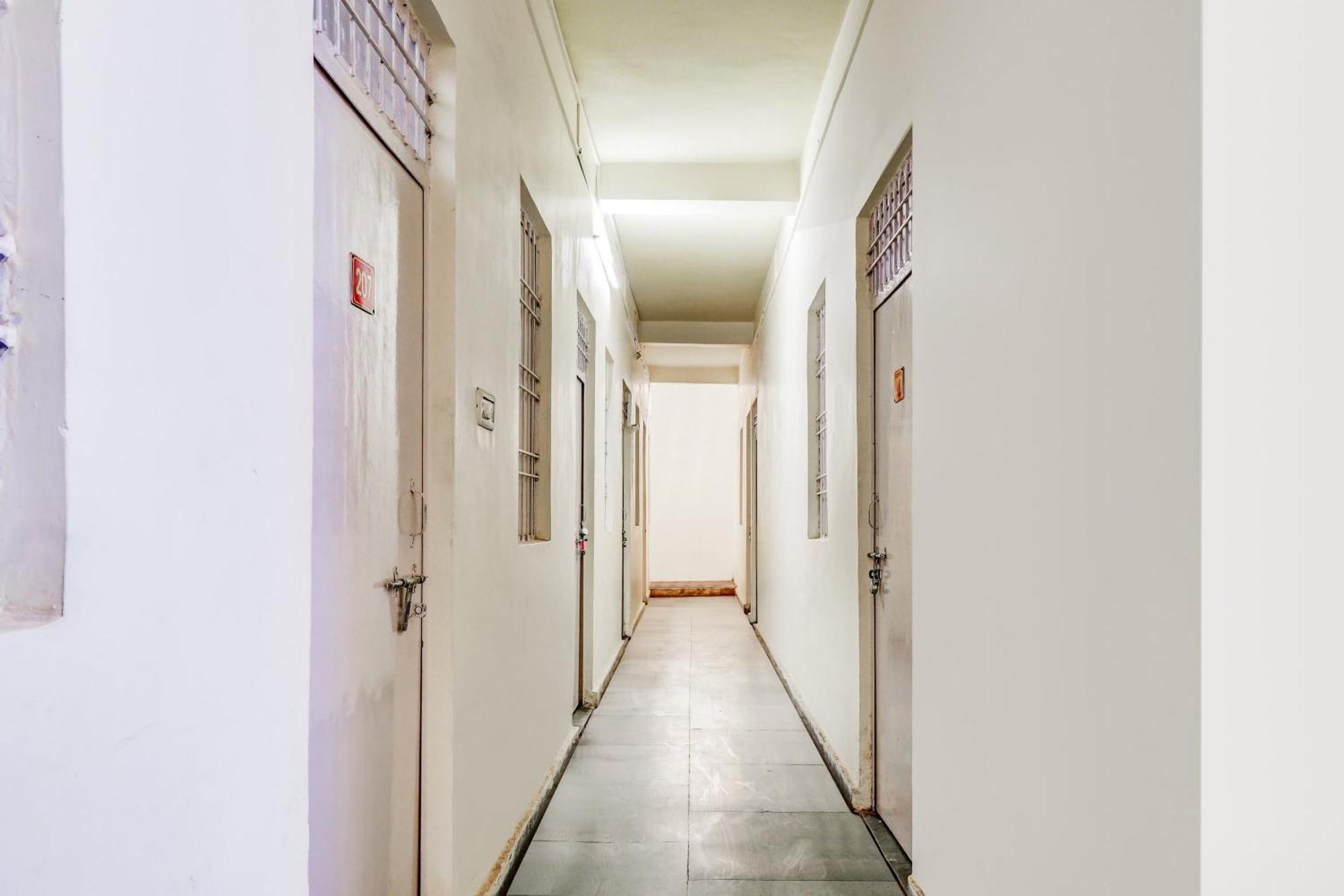 Hotel Spot On Siddhi Maa Gwalior Exterior foto